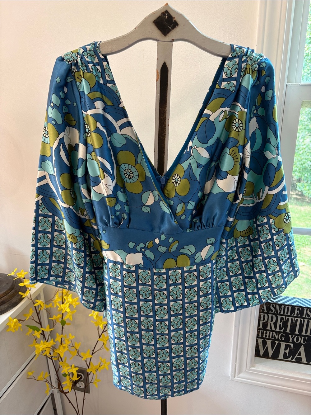 Teal & Blue Floral V-Neck Tie-Waist Blouse